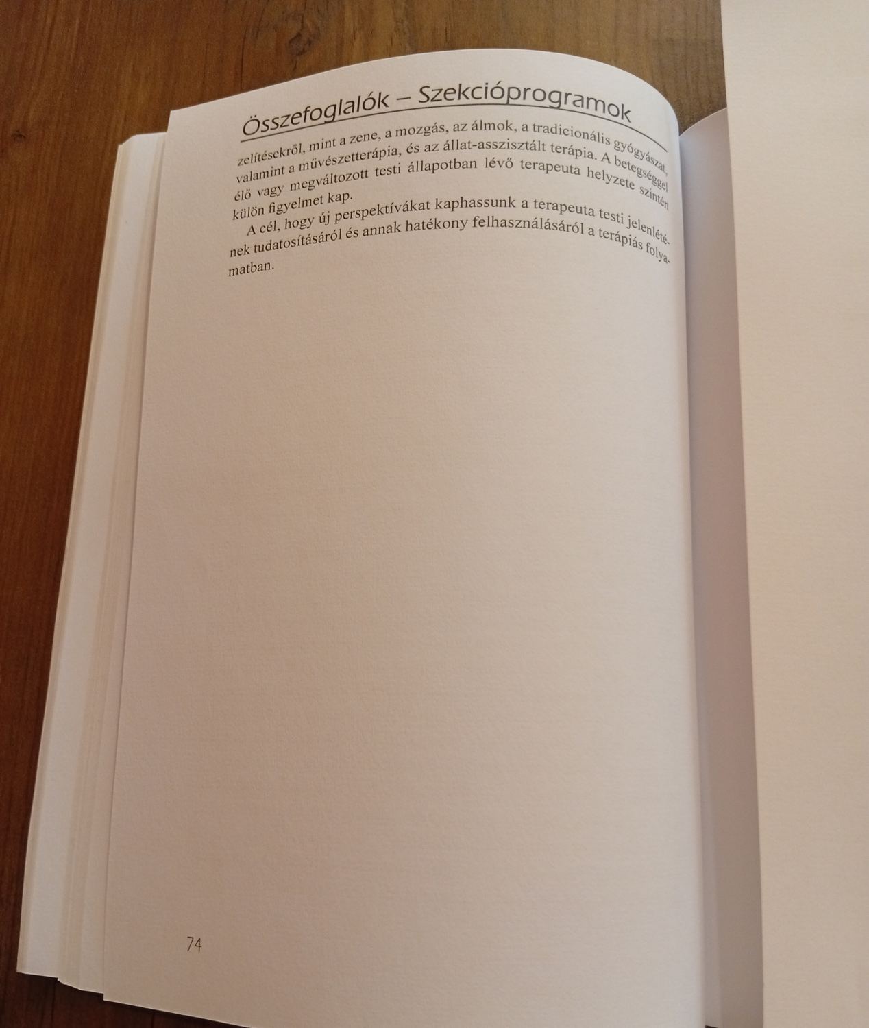 Az összefoglaló folytatása a következő oldalon.